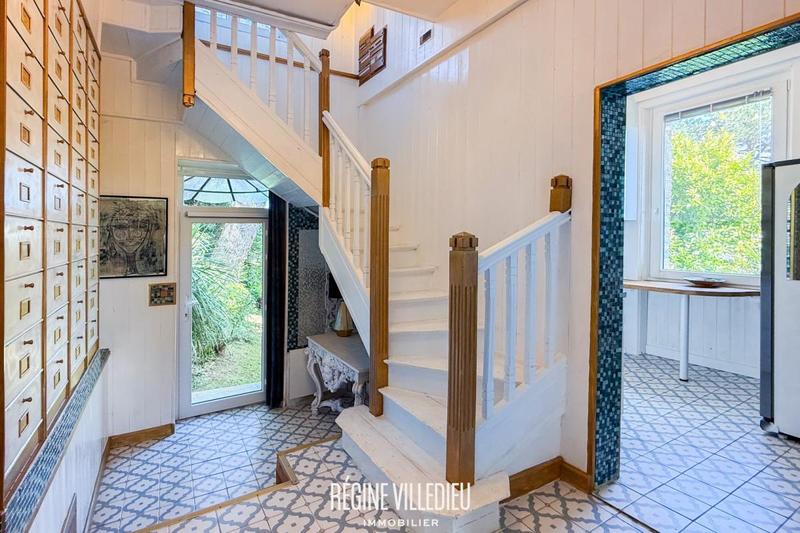 Villa - 128 m² - 7 pièces