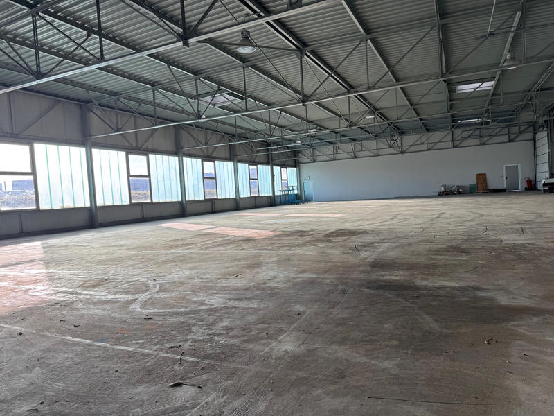 Local commercial - 706 m²