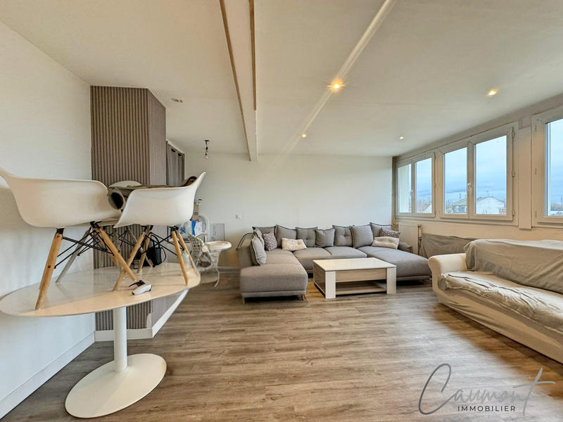 Appartement - 60 m² - 2 pièces