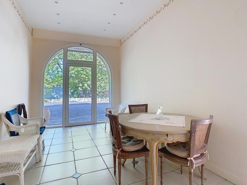 Maison - 195 m² - 6 pièces