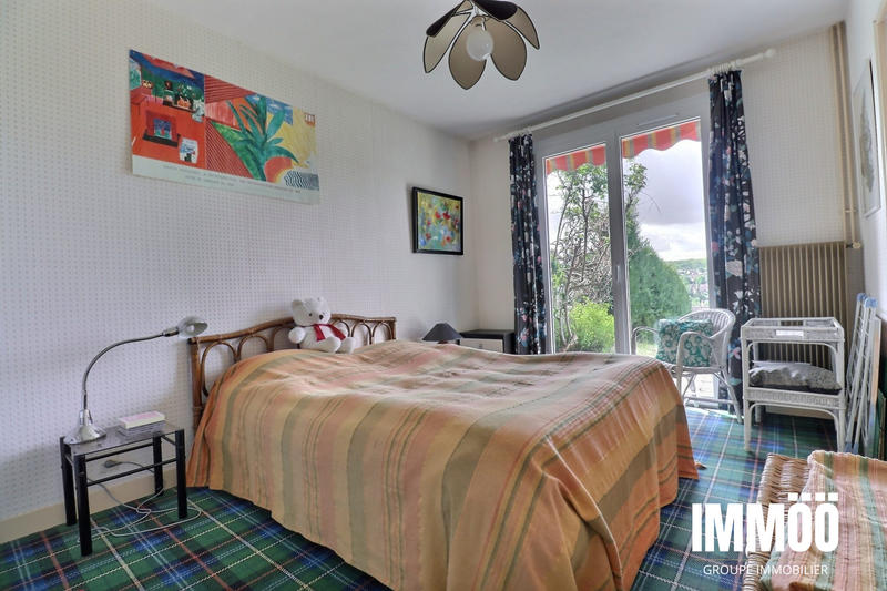 Maison - 137 m² - 5 pièces