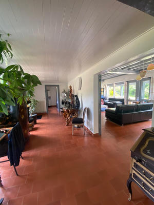 Propriété - 263 m² - 8 pièces