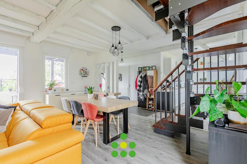 Pavillon - 90 m² - 5 pièces