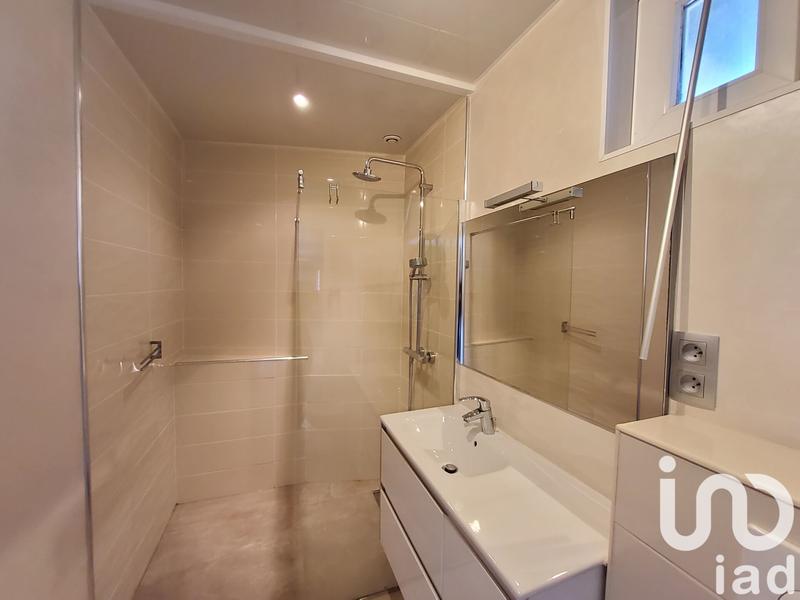 Maison - 248 m² - 5 pièces