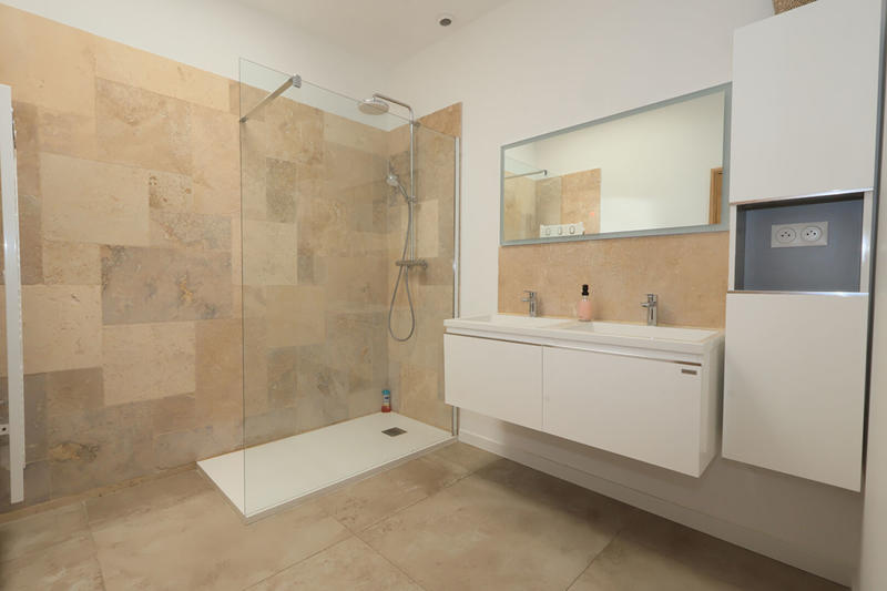 Maison - 190 m² - 5 pièces