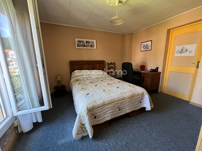 Maison - 93 m² - 4 pièces