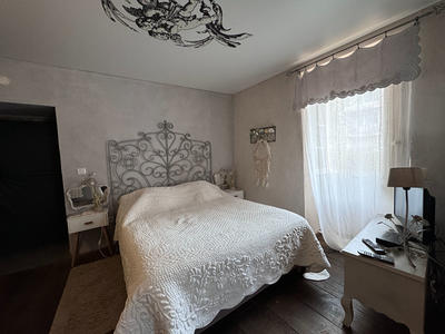 Demeure - 375 m² - 10 pièces