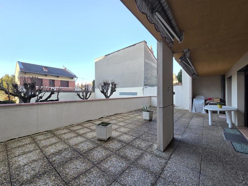 Appartement ancien - 104 m² - 4 pièces