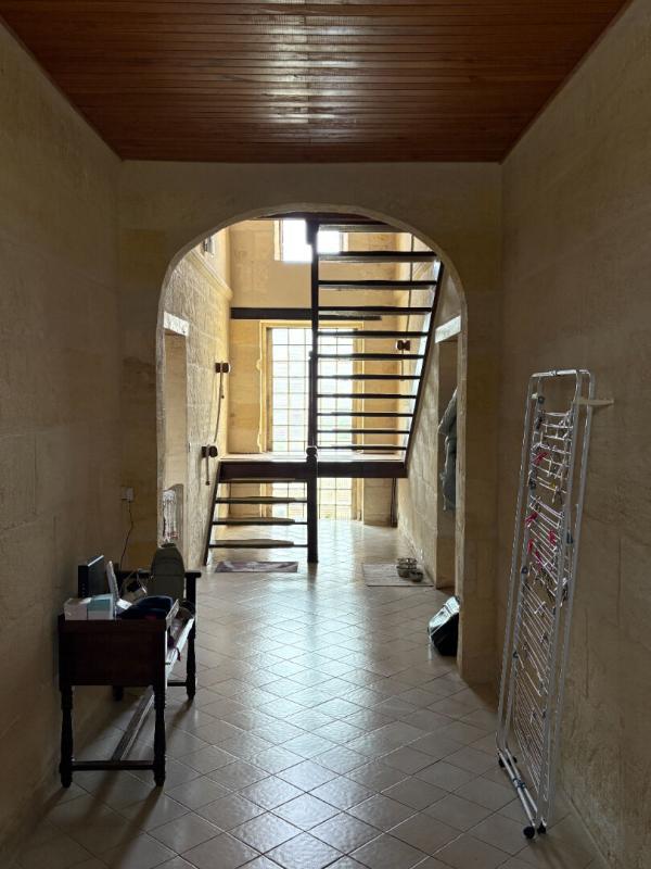 Maison - 232 m² - 5 pièces