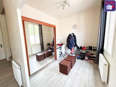 Maison - 140 m² - 8 pièces