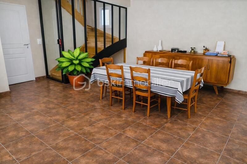 Maison - 136 m² - 5 pièces