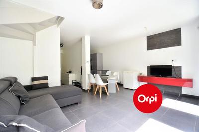 Maison - 70 m² - 3 pièces