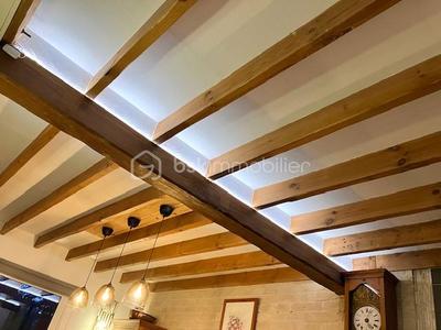 Maison traditionnelle - 146 m² - 5 pièces