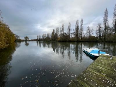 Manoir - 2 500 m² - 32 pièces