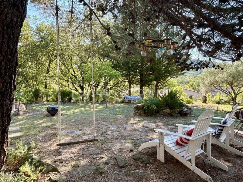 Propriété - 170 m² - 7 pièces