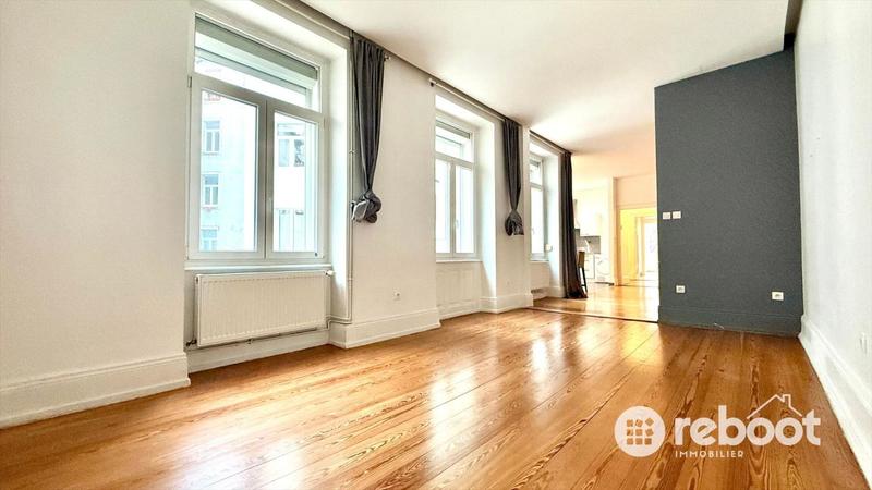 Appartement - 103 m² - 5 pièces