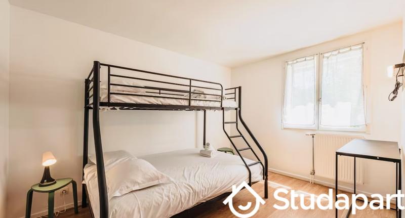 Chambre - 30 m² - 1 pièce