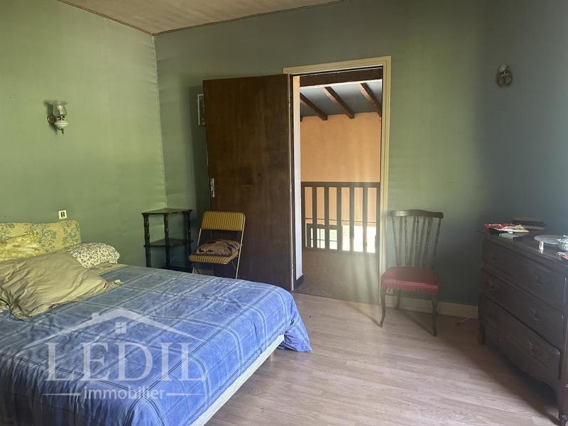 Maison - 225 m² - 6 pièces