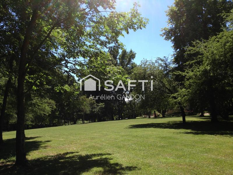 Villa - 350 m² - 5 pièces