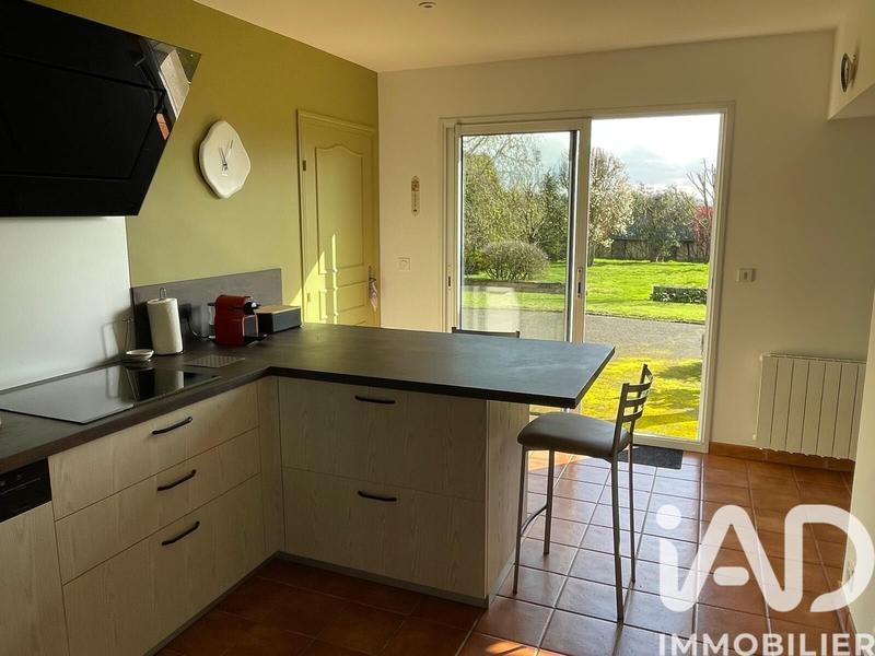 Maison - 196 m² - 6 pièces