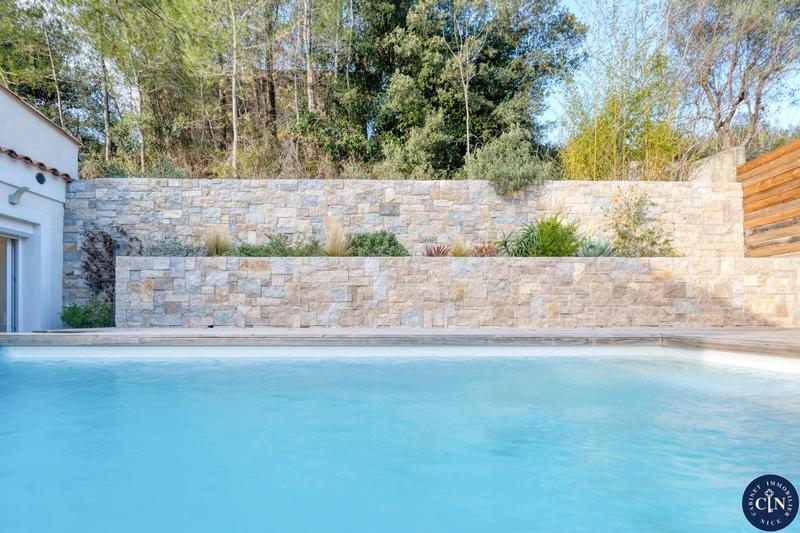 Maison - 101 m² - 4 pièces