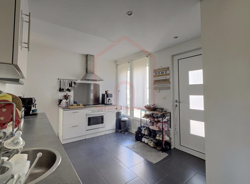 Maison - 90 m² - 4 pièces