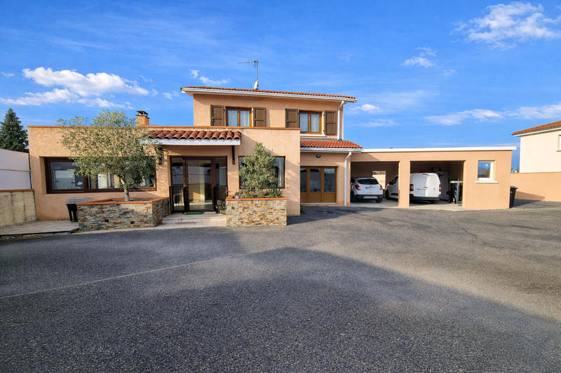 Maison - 174 m² - 6 pièces