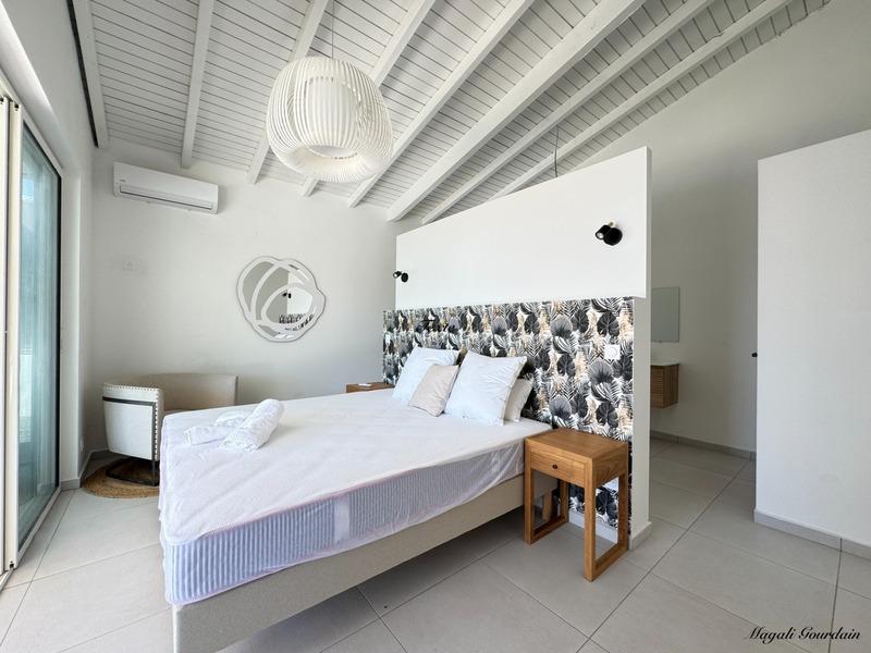 Propriété - 205 m² - 7 pièces