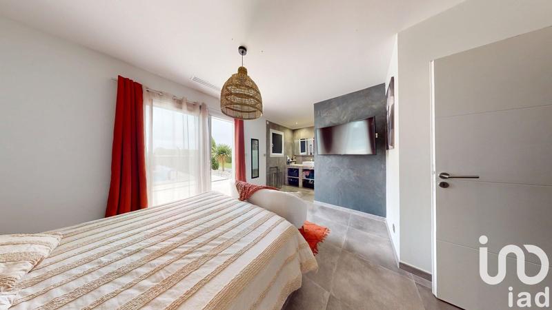 Maison - 191 m² - 5 pièces