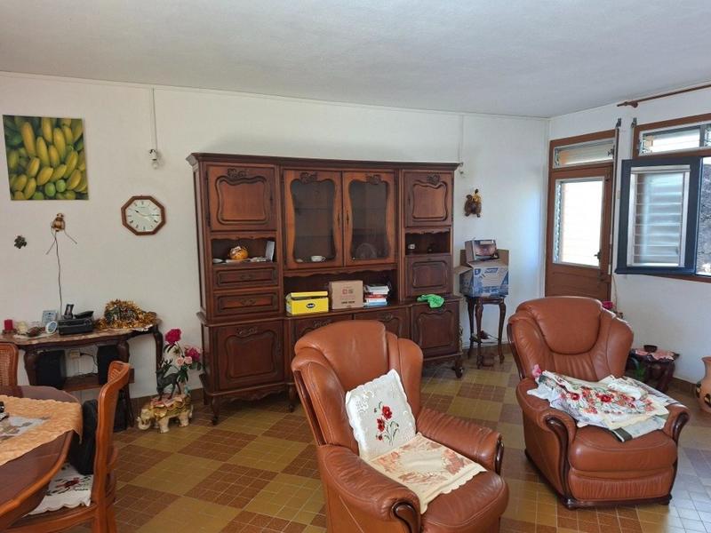 Maison - 180 m² - 8 pièces