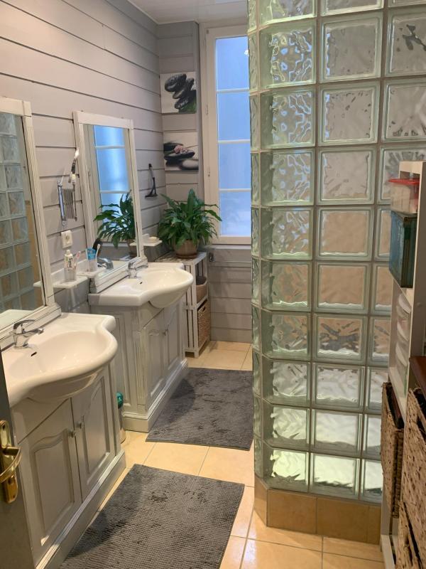 Maison de village - 430 m² - 6 pièces