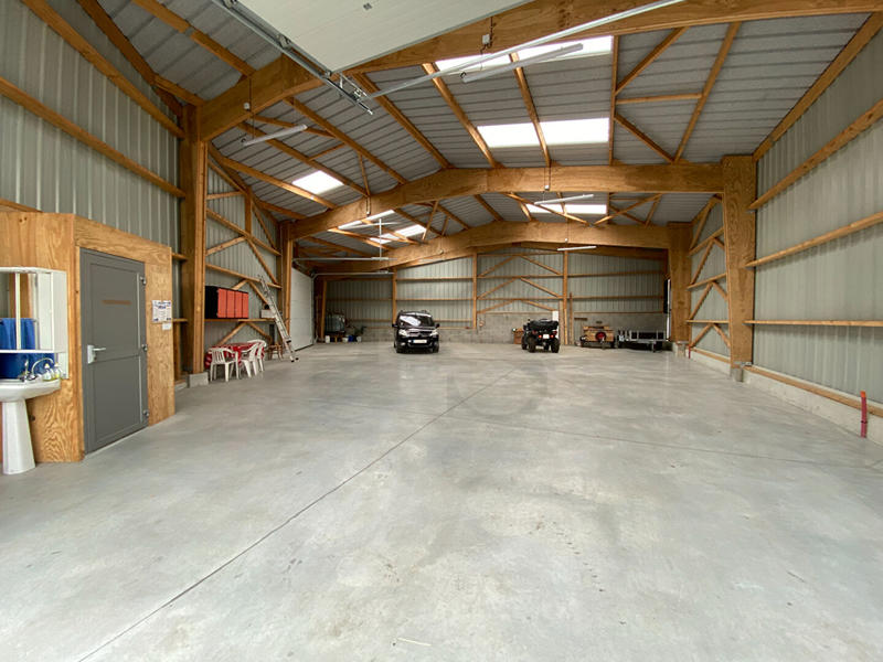 Local d'activité / Entrepôt - 274 m²