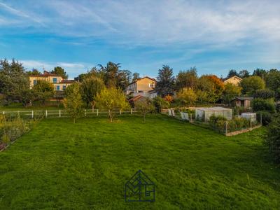 Terrain - 736 m²
