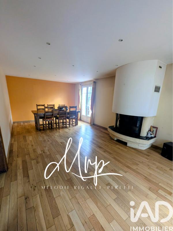 Maison - 197 m² - 7 pièces