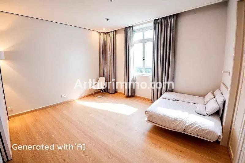 Maison - 186 m² - 9 pièces