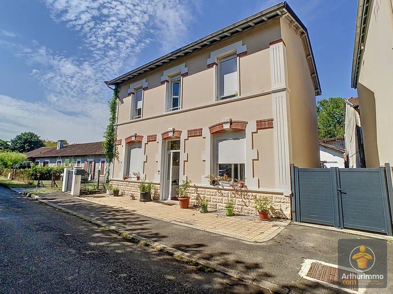 Maison - 140 m² - 6 pièces