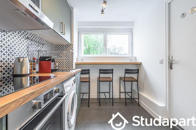 Chambre - 11 m² - 1 pièce