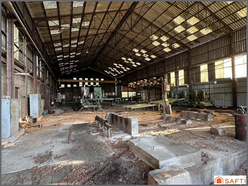 Immeuble - 2 500 m²