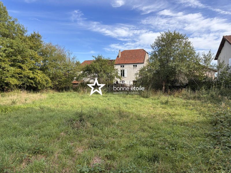 Maison - 330 m² - 14 pièces