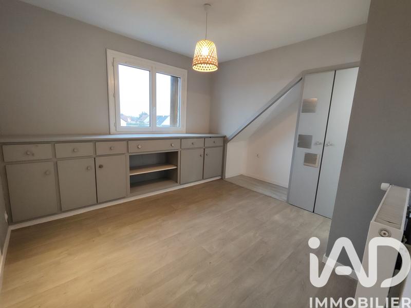Maison - 181 m² - 8 pièces