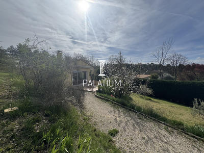 Maison traditionnelle - 160 m² - 6 pièces