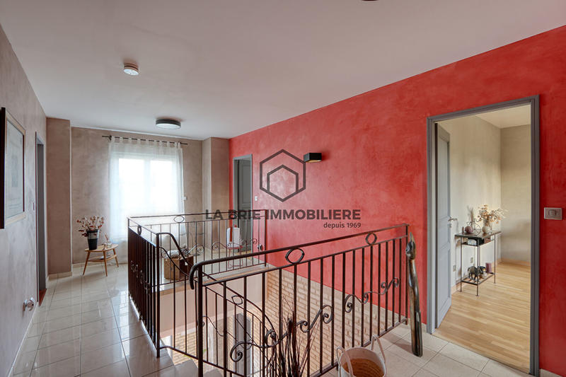 Maison - 155 m² - 6 pièces