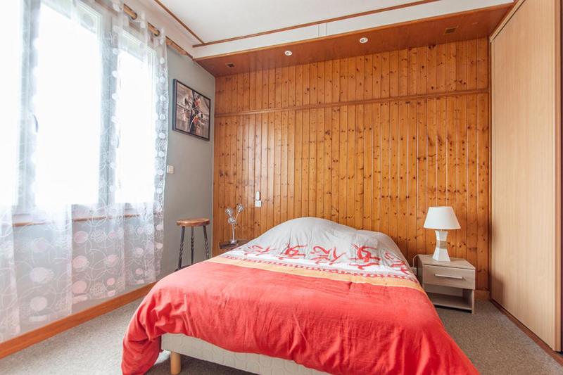 Maison - 232 m² - 11 pièces