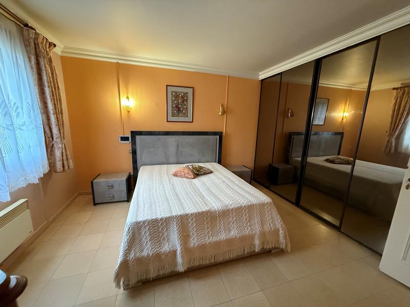 Villa - 185 m² - 5 pièces