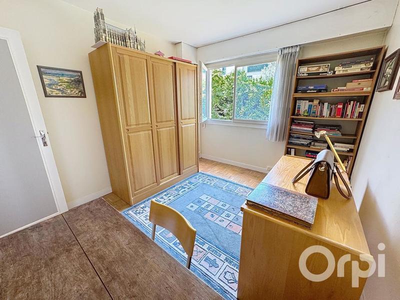 Appartement - 92 m² - 4 pièces