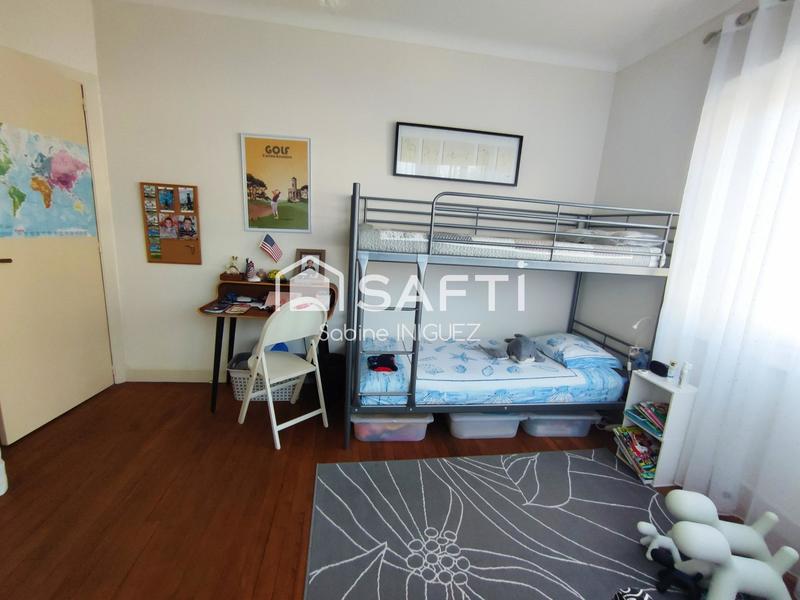 Maison - 169 m² - 7 pièces