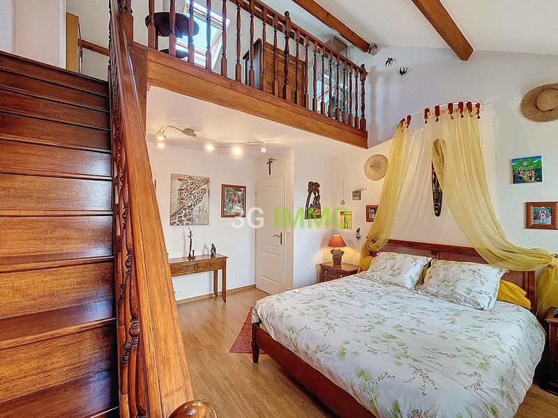 Maison - 130 m² - 6 pièces