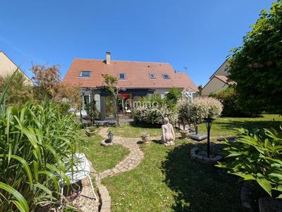 Maison - 160 m² - 8 pièces