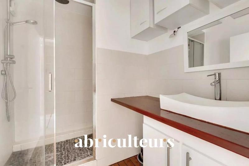 Appartement - 87 m² - 4 pièces