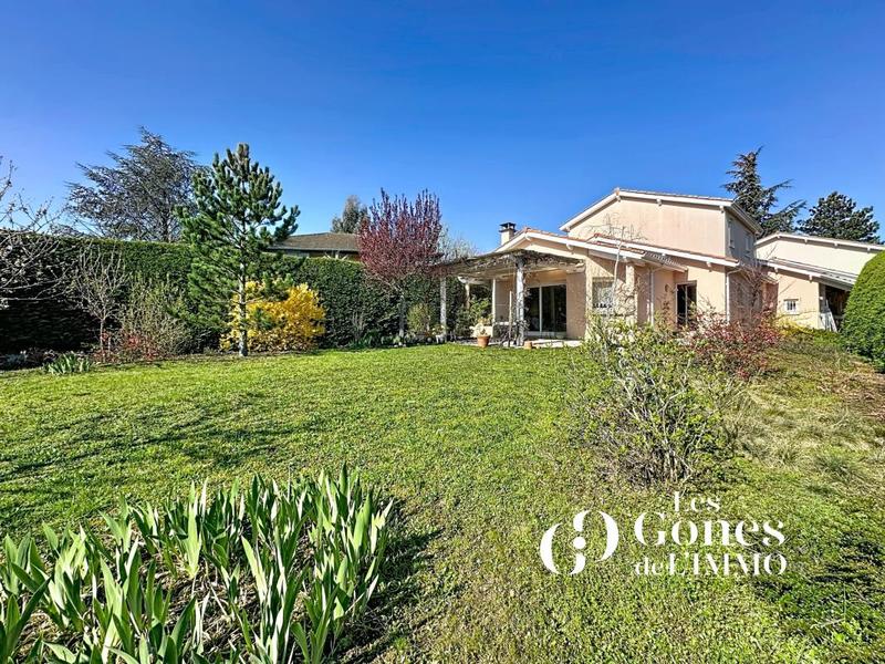 Maison - 140 m² - 6 pièces